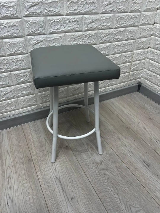 Табурет кухонний Tutty+ 30х30х45 см Сірий/Білий (28374286)