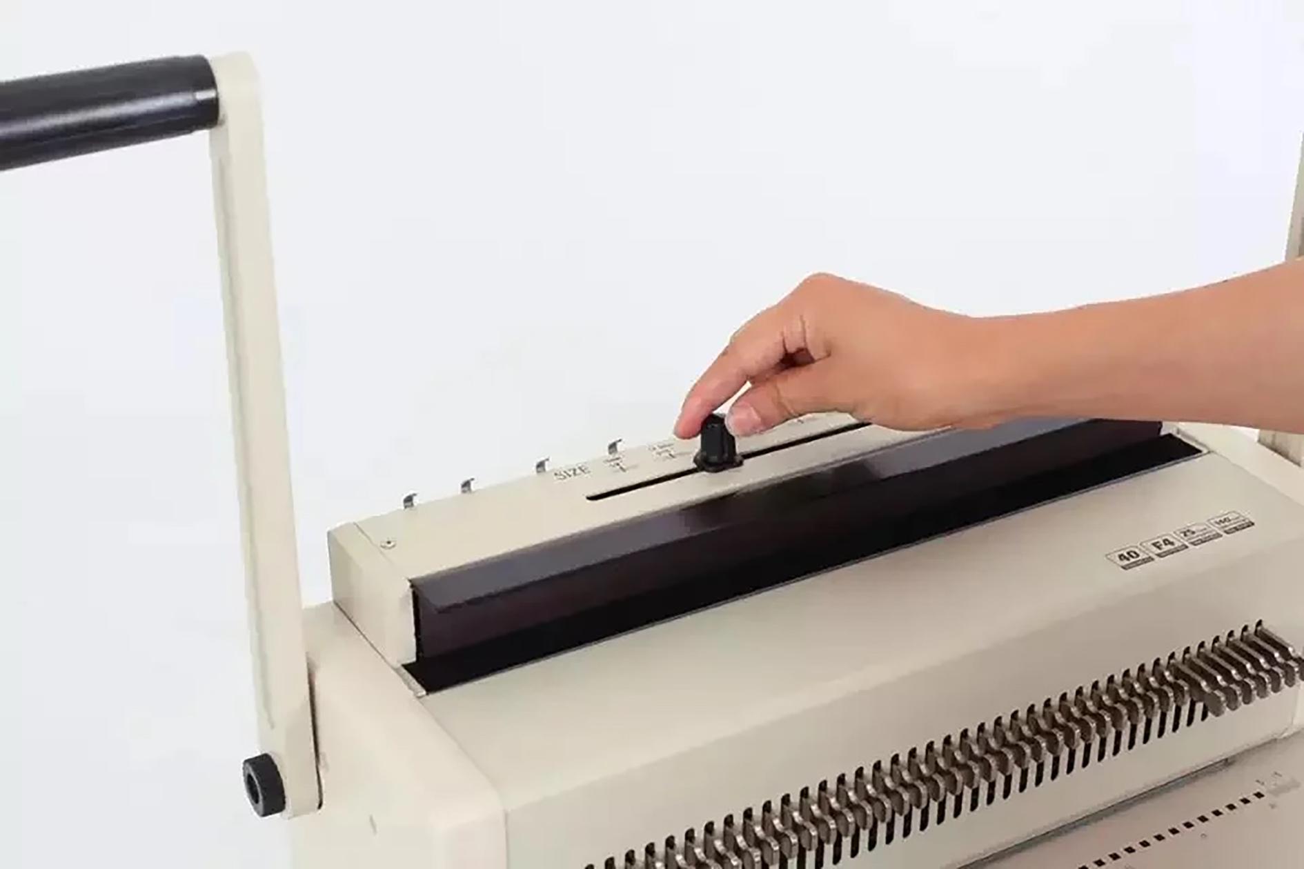 Перфобиндер на металлическую пружину W25A шагом 3:1 - фото 4 Перфобиндер на металлическую пружину W25A шагом 3:1 - фото 4