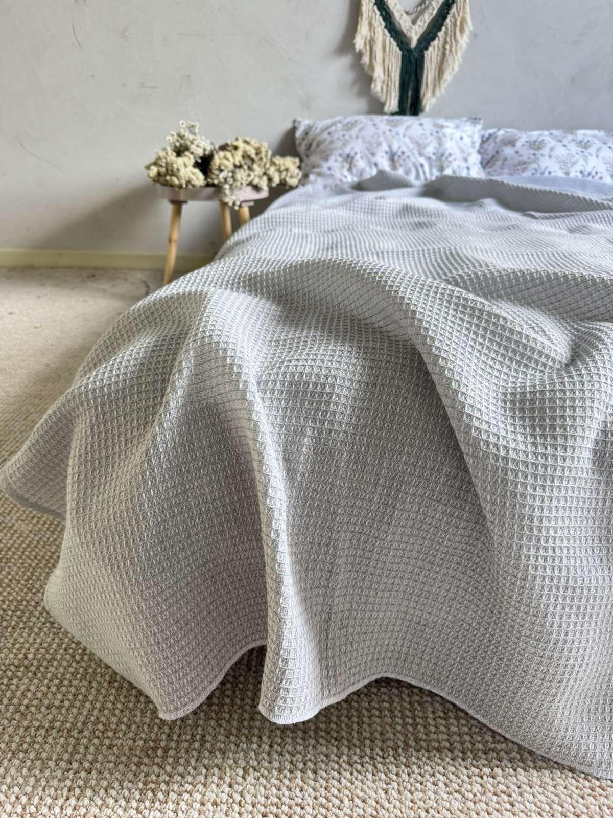 Простирадло вафельне ZEINTEX бавовняне 200х220 см Світло-сірий (26416772) - фото 3 Простирадло вафельне ZEINTEX бавовняне 200х220 см Світло-сірий (26416772) - фото 3