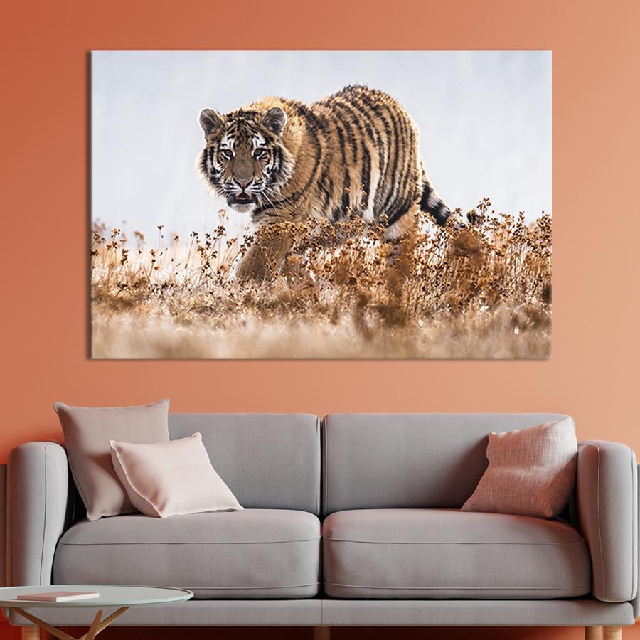 Картина на холсте Крадущийся тигр 122x81 см (183-1)