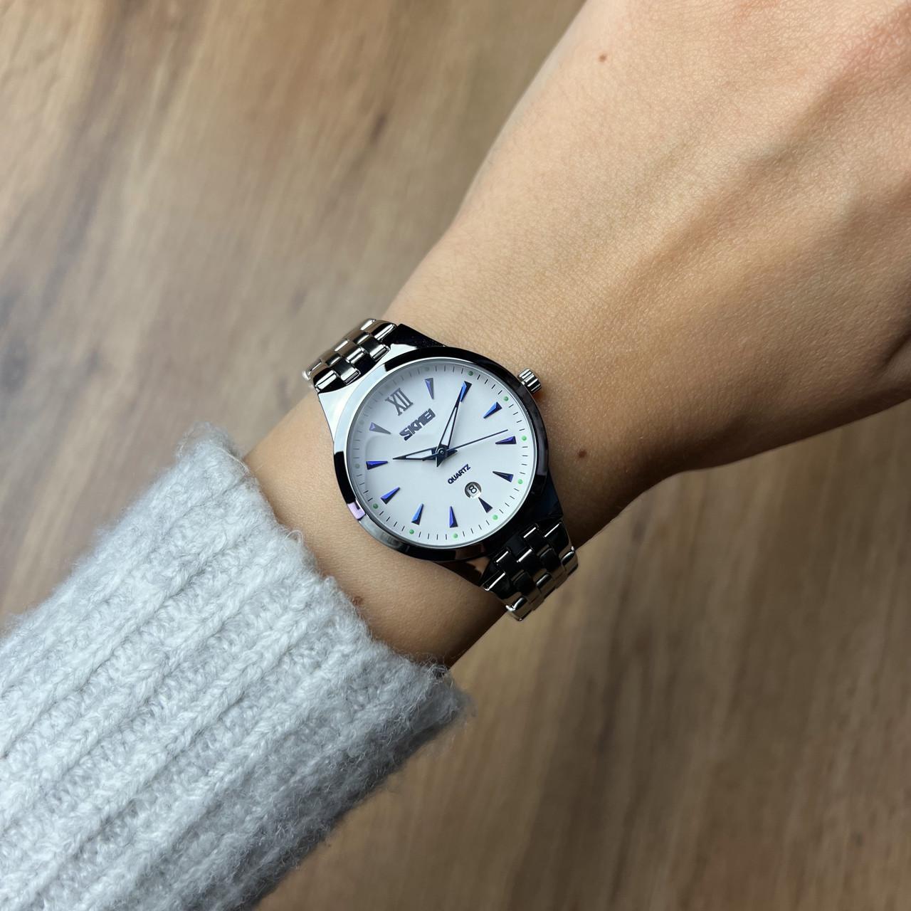 Годинник жіночий металевий Skmei з датою Сріблястий/Білий (z064-2) - фото 2 Годинник жіночий металевий Skmei з датою Сріблястий/Білий (z064-2) - фото 2