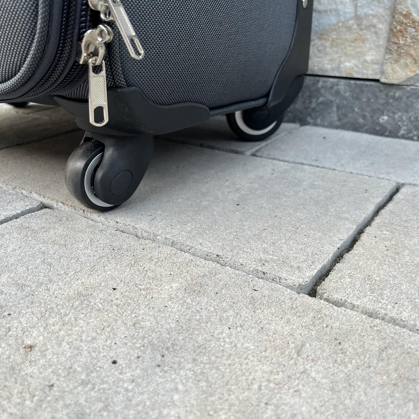 Чемодан тканевый большой на 4 колесах Wings 1708 L Серый - фото 5