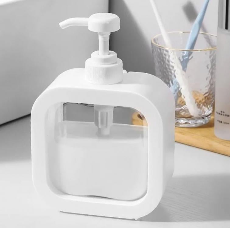 Дозатор для рідкого мила Classic 500 мл White (128397) - фото 2 Дозатор для рідкого мила Classic 500 мл White (128397) - фото 2