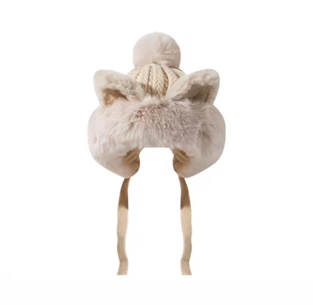 Шапка женская зимняя с мехом/ушками и помпоном