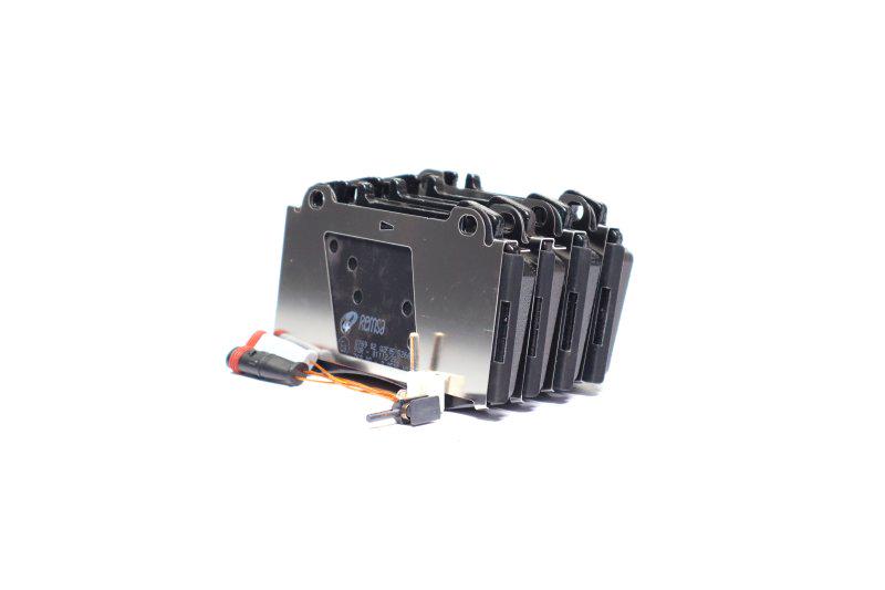 Тормозные колодки дисковые REMSA Mercedes C-Class w203 передние (0769.02)