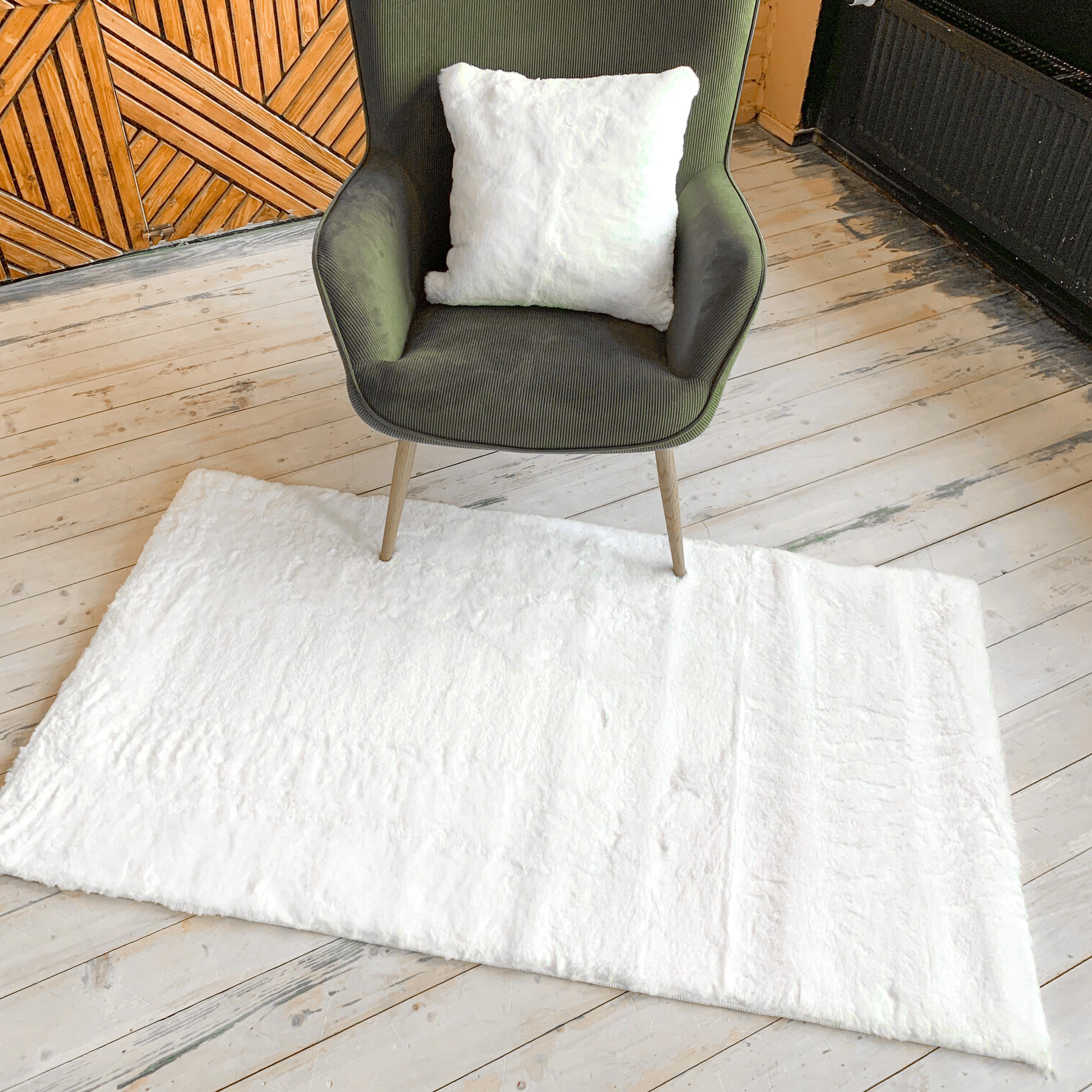 Прямоугольный ковер из искусственного меха кролика Белый (7145986)