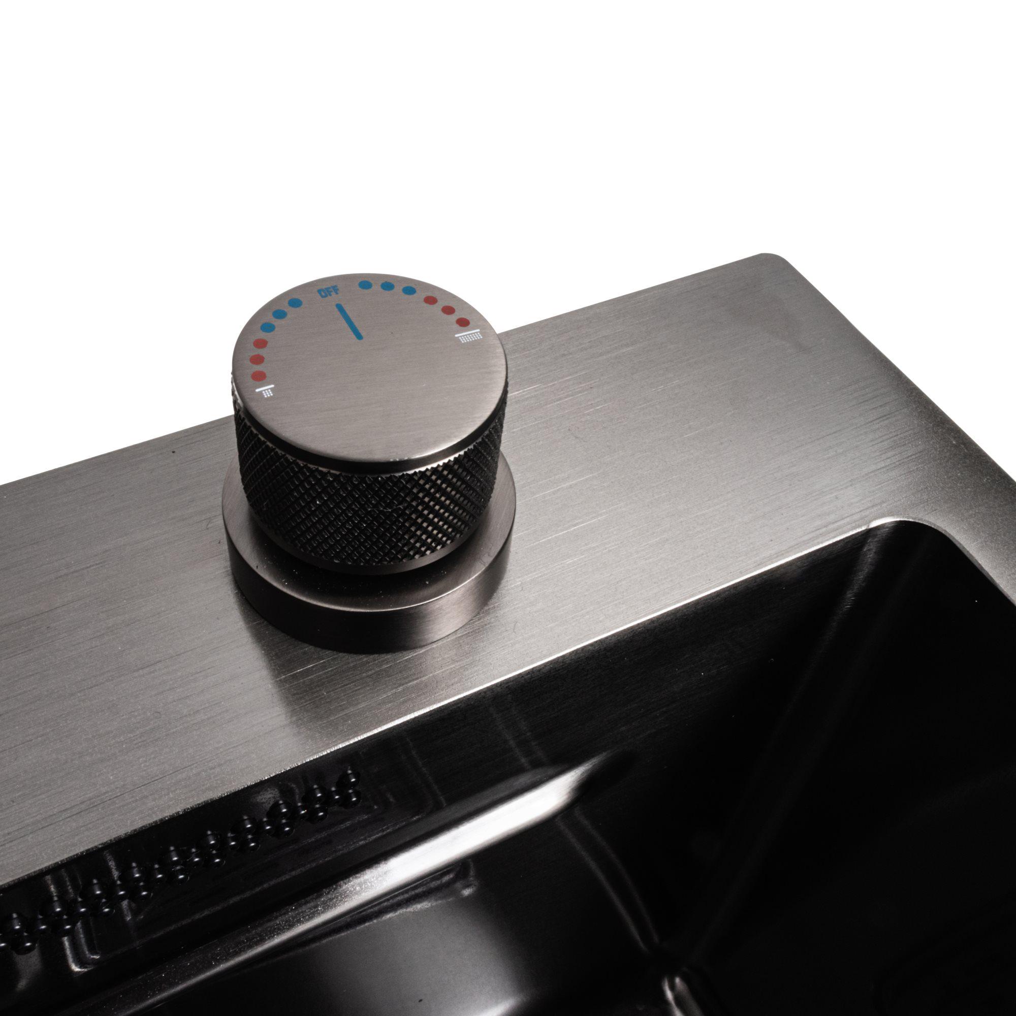 Мийка кухонна Platinum Handmade Водоспад 75х45A PVD Чорний - фото 7 Мийка кухонна Platinum Handmade Водоспад 75х45A PVD Чорний - фото 7