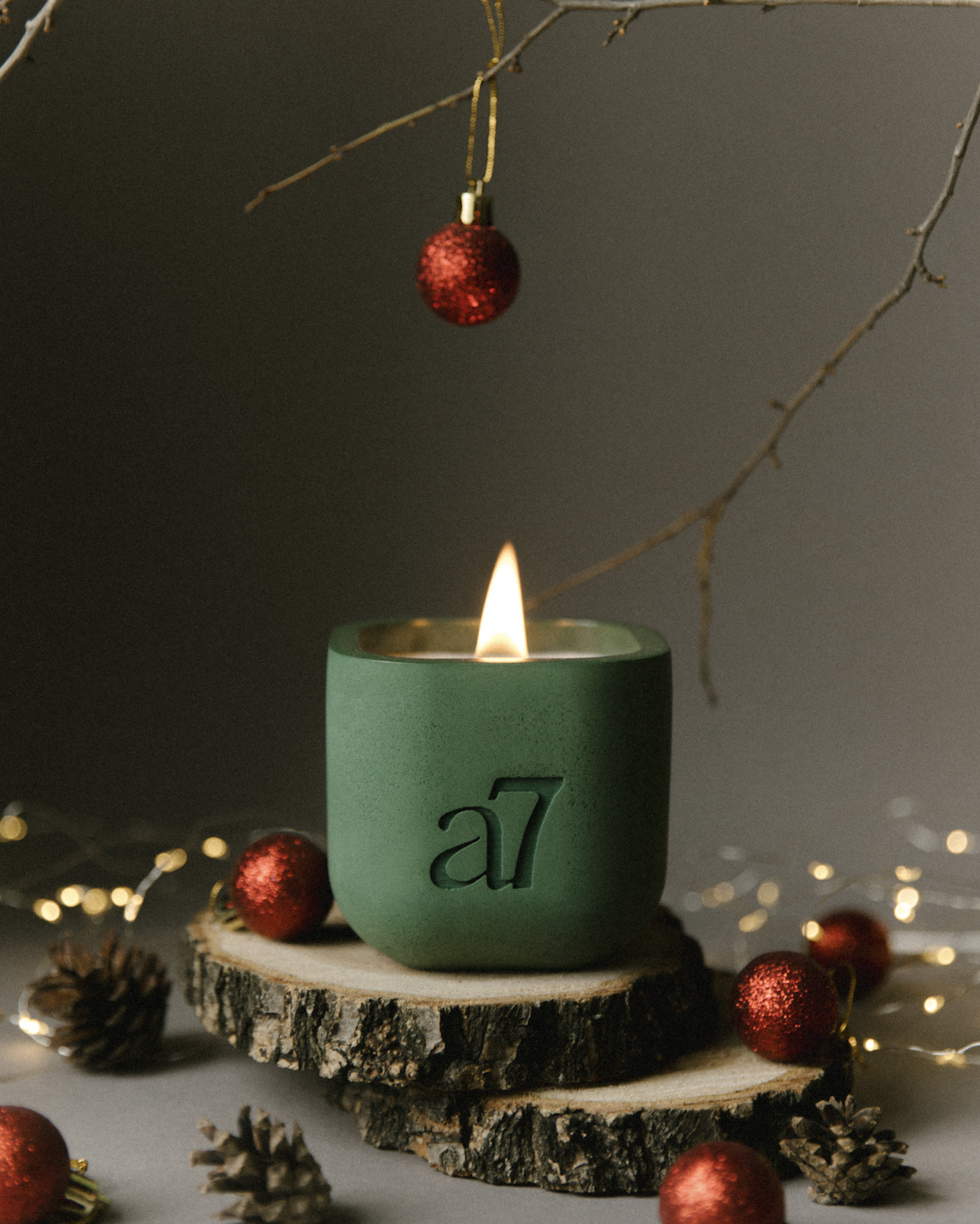 Аромасвічка соєва a7 candles CHRISTMAS COLLECTION 300 г (0100037)