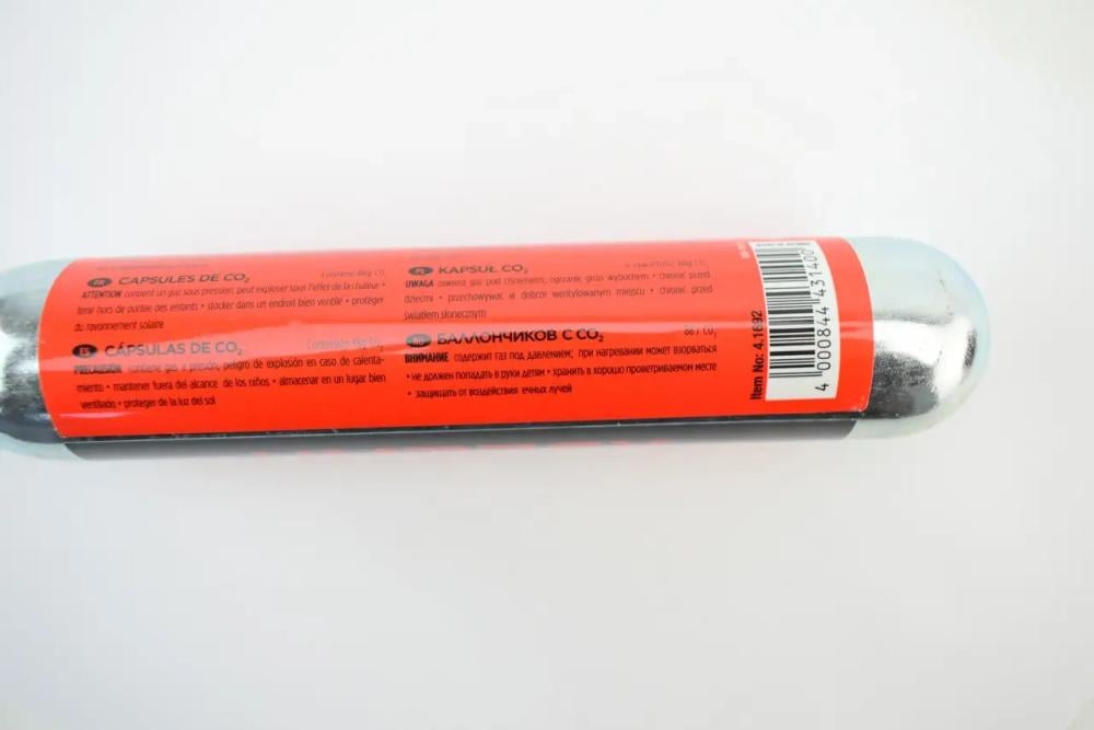 Баллон СО2 Umarex 88 г для пневматики (170730) - фото 2 Баллон СО2 Umarex 88 г для пневматики (170730) - фото 2