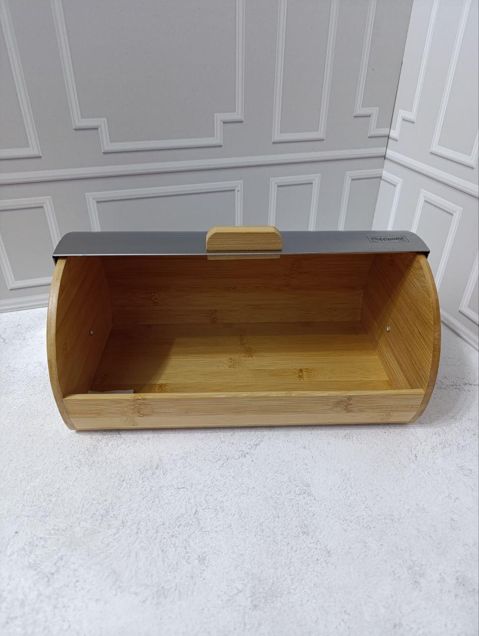 Хлібниця Maestro 1673S-MR дерев'янна з кришкою з нержавіючої сталі 37х22х17 см (1673S-MR) - фото 3 Хлібниця Maestro 1673S-MR дерев'янна з кришкою з нержавіючої сталі 37х22х17 см (1673S-MR) - фото 3