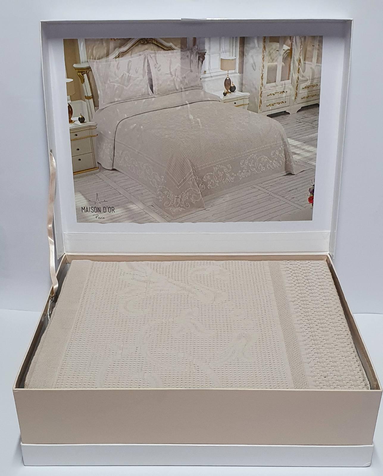 Покрывало пике Maison D'or La Vergne 260x260 Stone (07MD13260260N02)