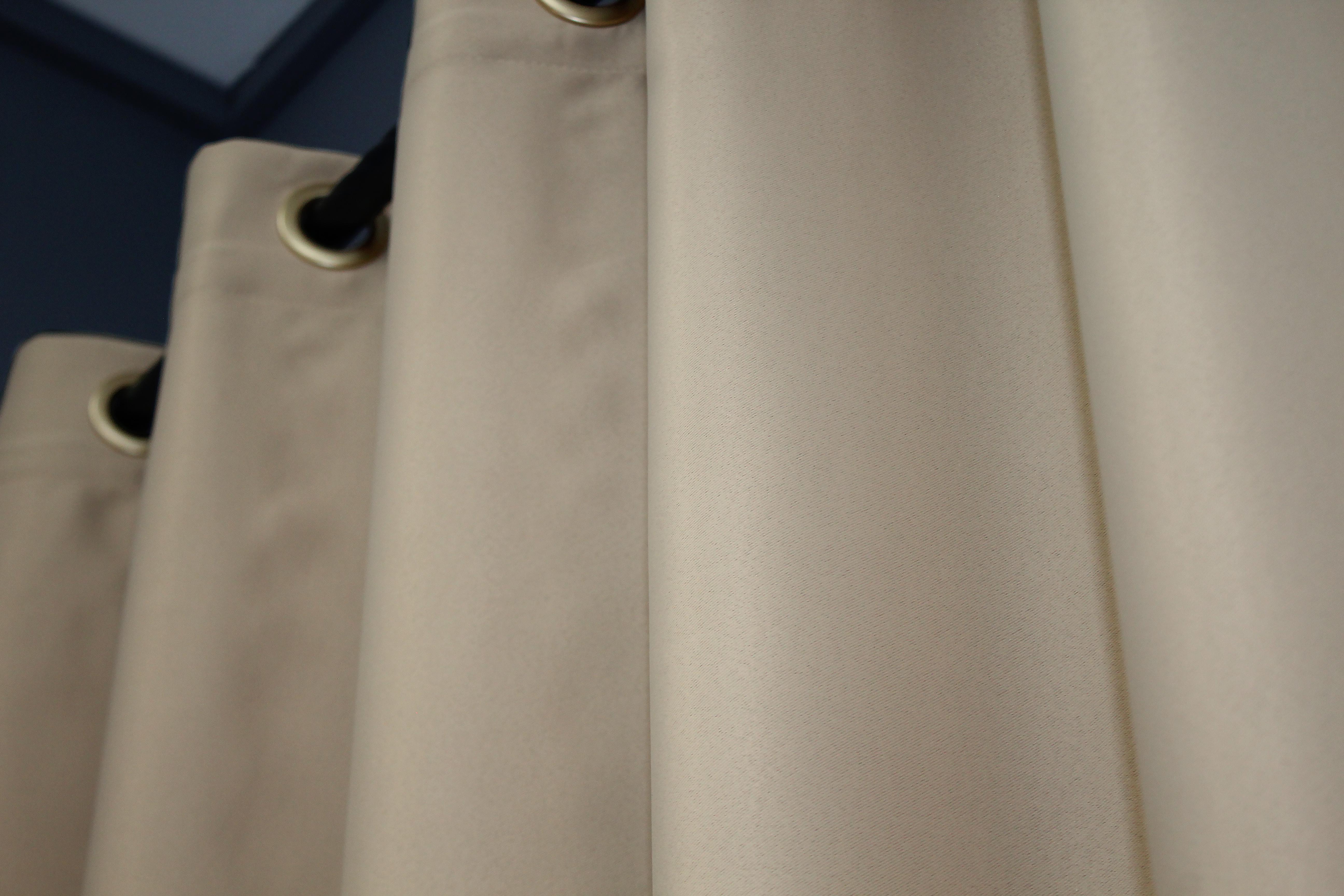 Комплект штор на люверсах VR-Textil Блекаут Bagema Rvs № 1240ш 150х250 см 2 шт. Бежевий (37-0016) - фото 5 Комплект штор на люверсах VR-Textil Блекаут Bagema Rvs № 1240ш 150х250 см 2 шт. Бежевий (37-0016) - фото 5