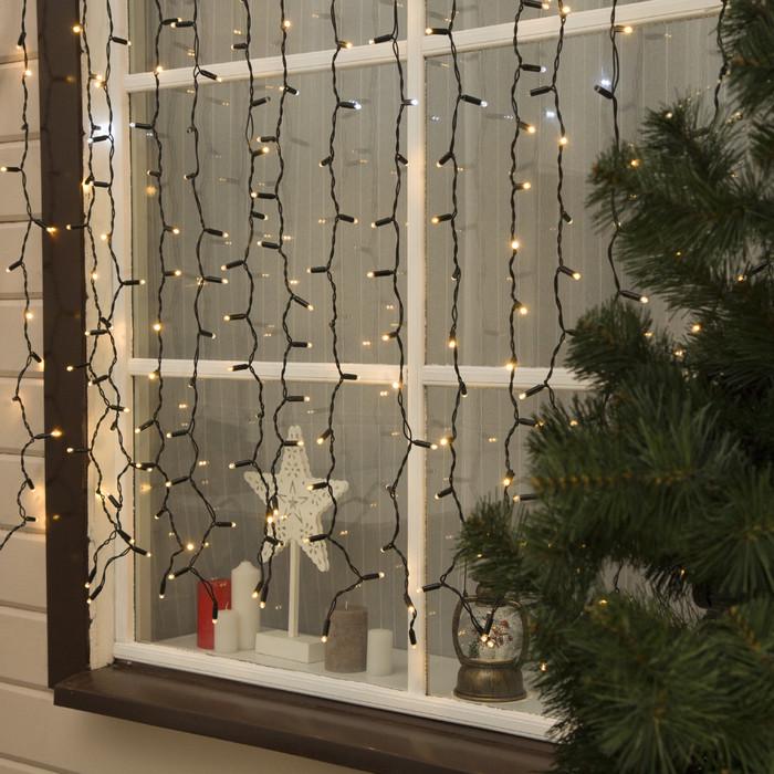 Гірлянда вулична з flash мерехтінням Alphatrade Premium Штора 2х2 м 216 LED Чорний/Теплий білий