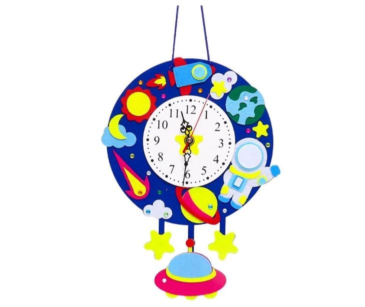 Часы детские настенные Космос 32x24 см аппликация из фетра (3137)