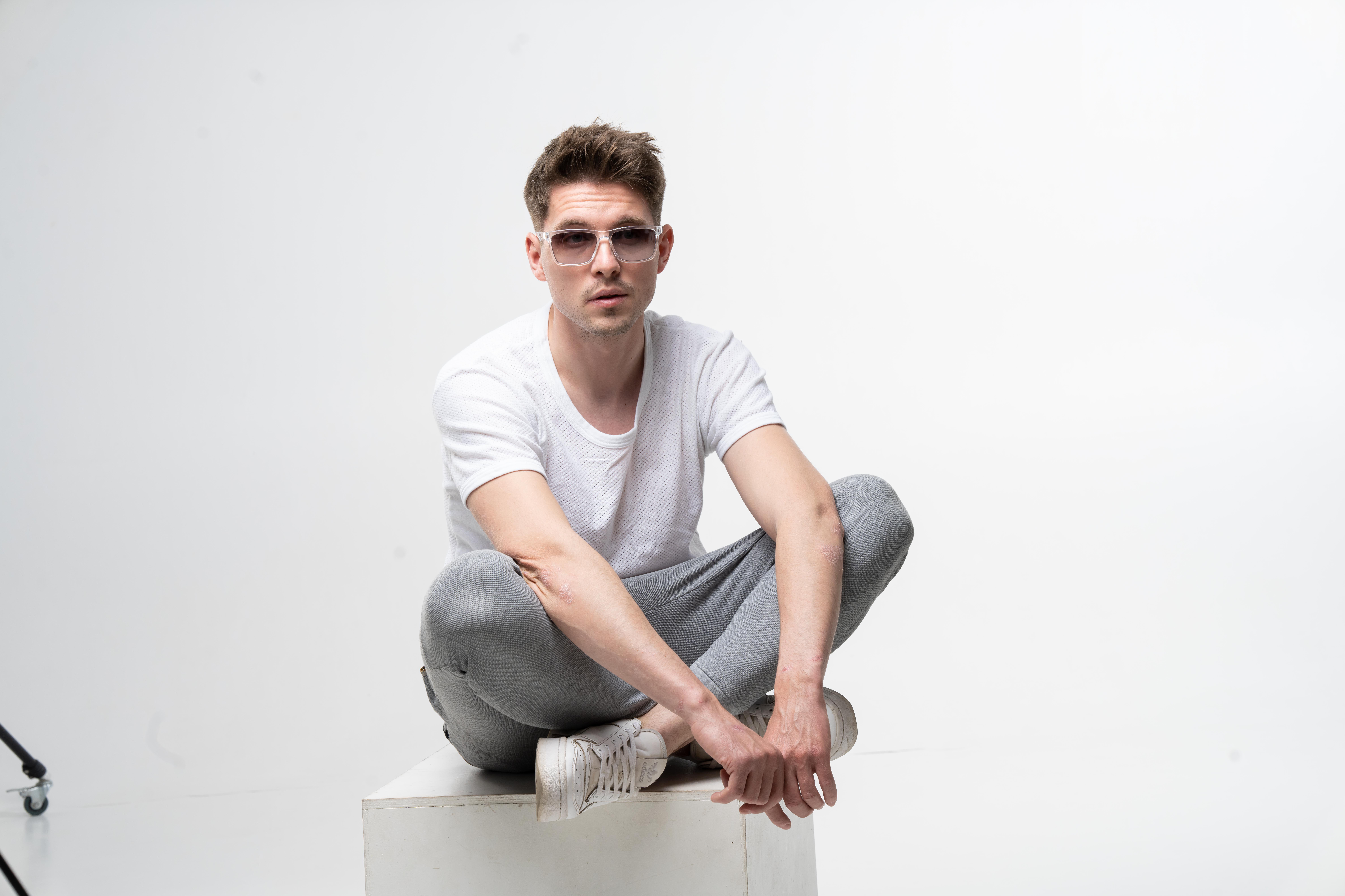 Сонцезахисні окуляри чоловічі Dackor 477 Crystal - фото 9 Сонцезахисні окуляри чоловічі Dackor 477 Crystal - фото 9