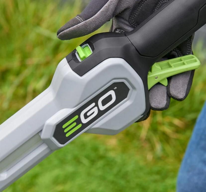 Триммер садовый аккумуляторный EGO ST1610E-T 56В без акб и з/у (36188) - фото 8 Триммер садовый аккумуляторный EGO ST1610E-T 56В без акб и з/у (36188) - фото 8