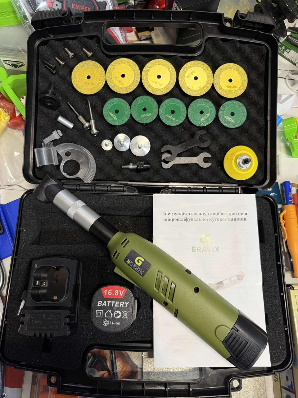 Гравер угловой GRAVIX с двумя аккумуляторами 16,8V - фото 2