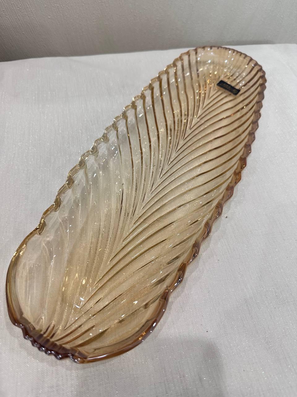 Блюдо сервировочное Lirmatur Гофре стекло 39 см Золотистый (17660750)