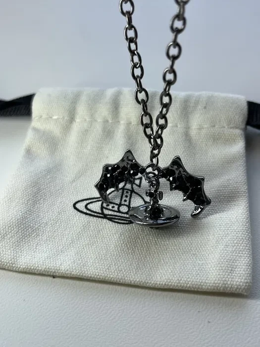 Кулон Vivienne Westwood Bat