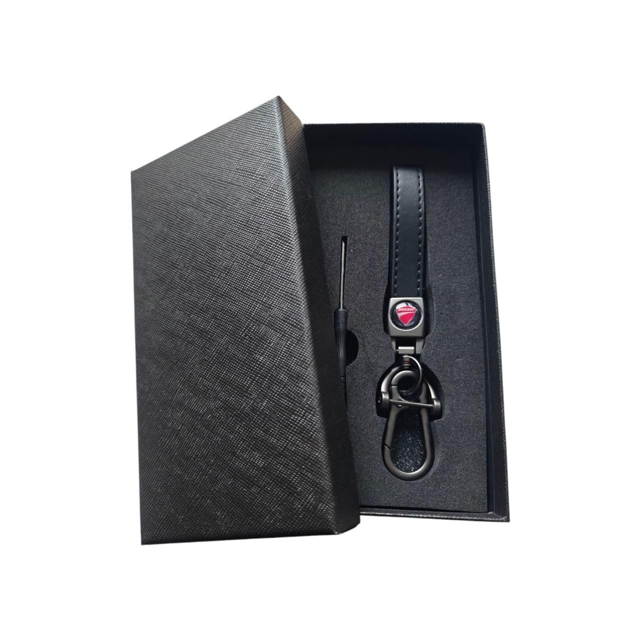 Брелок для автомобильных ключей Ducati мягкая кожа (2556919385)