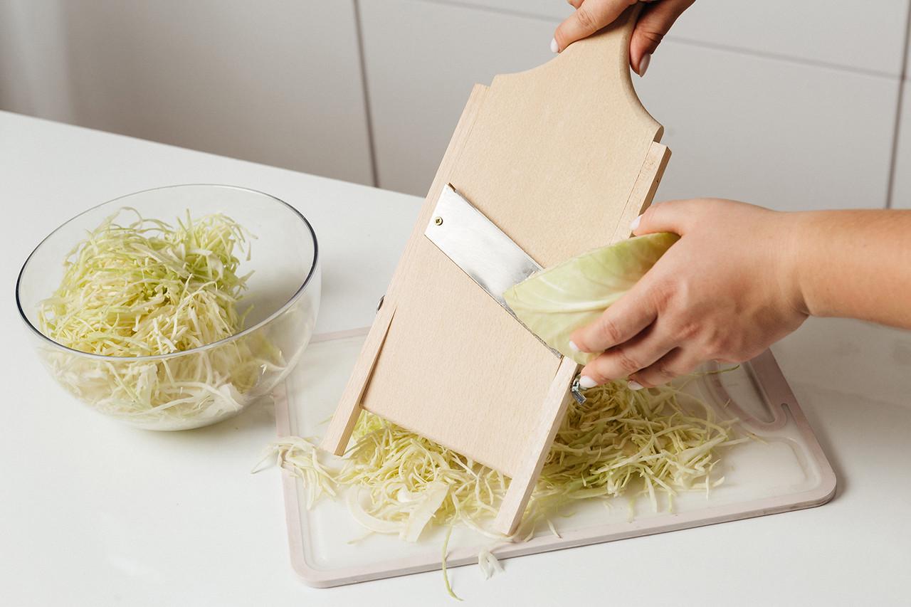 Ручна дерев'яна шатківниця з одним лезом Wood&Steel 14x38 см - фото 7 Ручна дерев'яна шатківниця з одним лезом Wood&Steel 14x38 см - фото 7