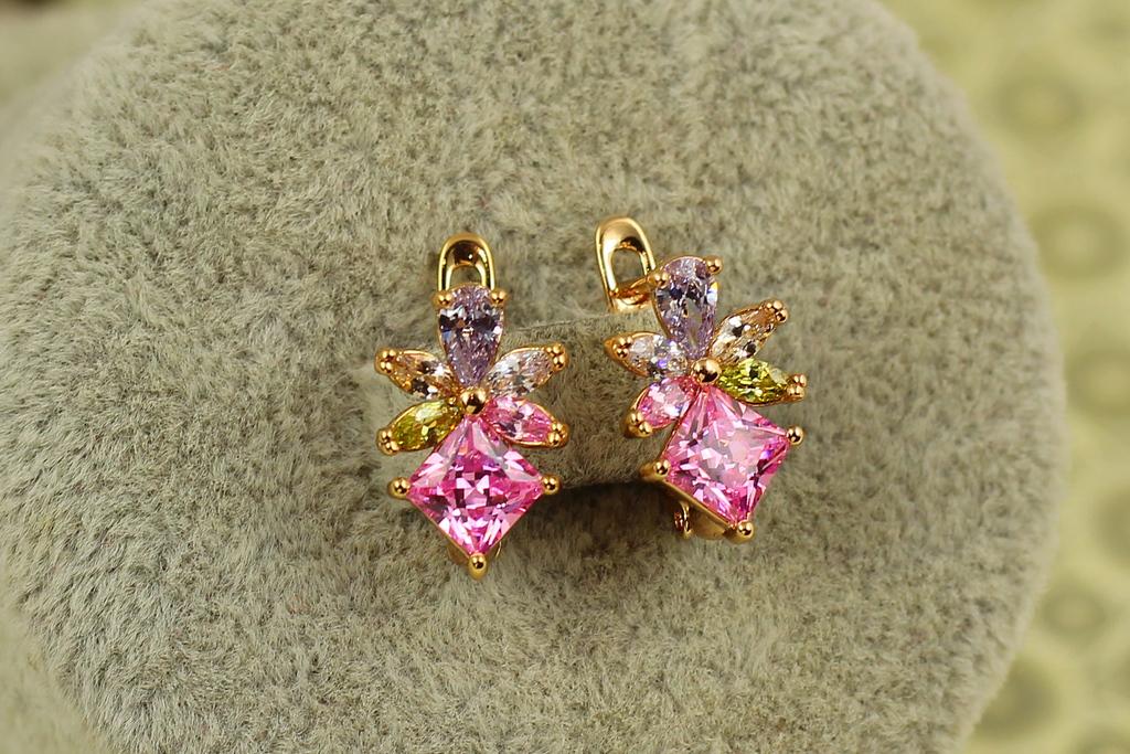 Серьги Xuping Jewelry Эльфийские с разноцветными камнями 1,4 см Золотистый (31041194)