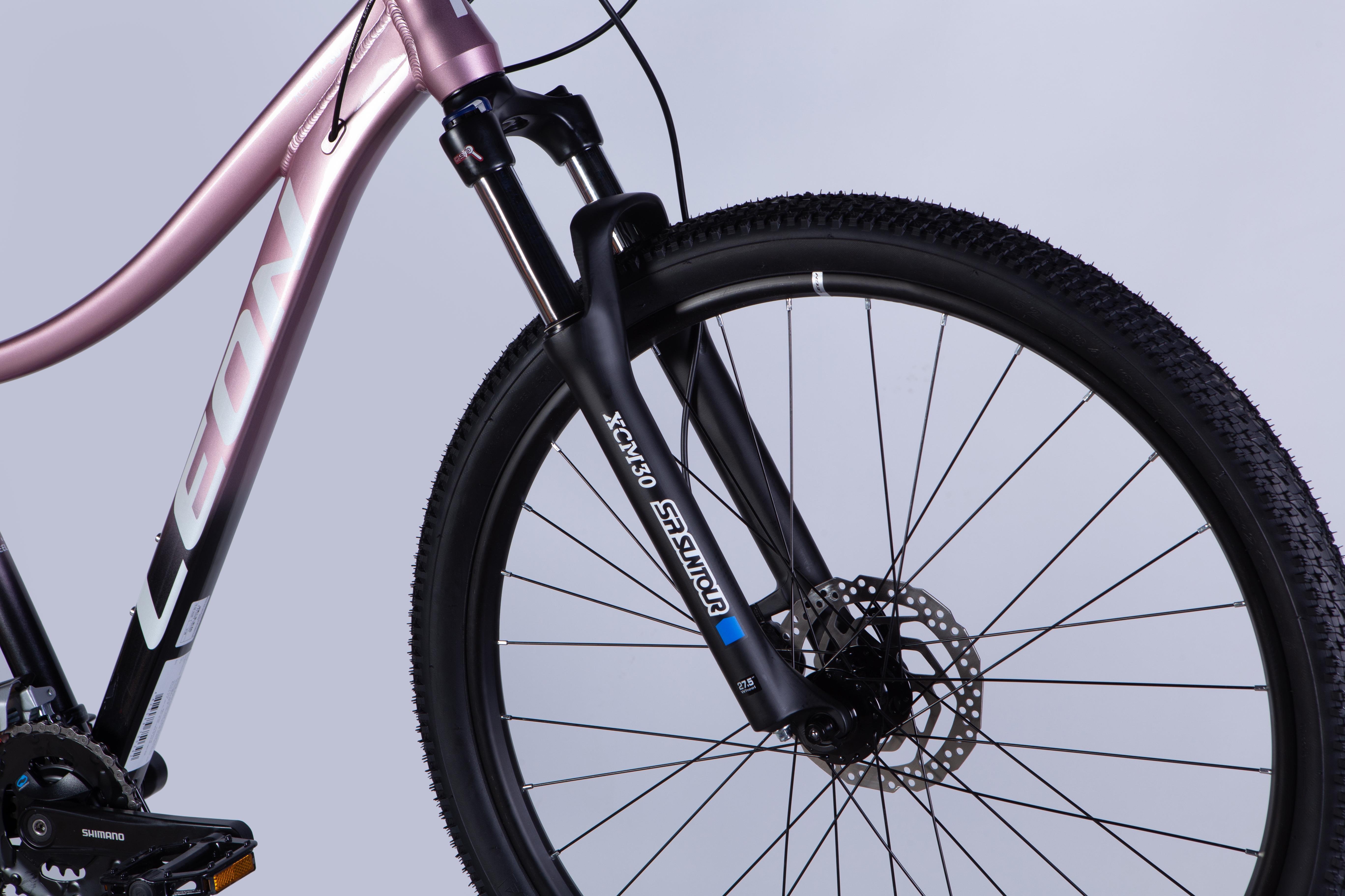 Велосипед Leon 2025 XC LADY 80 HDD AL 27,5" рама 16" Розовый с черным (OPS-LN-27,5-009) - фото 3 Велосипед Leon 2025 XC LADY 80 HDD AL 27,5" рама 16" Розовый с черным (OPS-LN-27,5-009) - фото 3