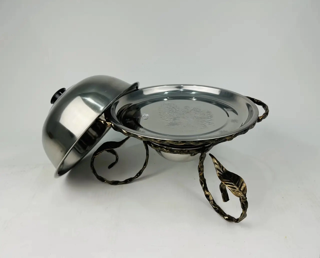 Садж для подачи 28 см + крышка усиленная (10555444)