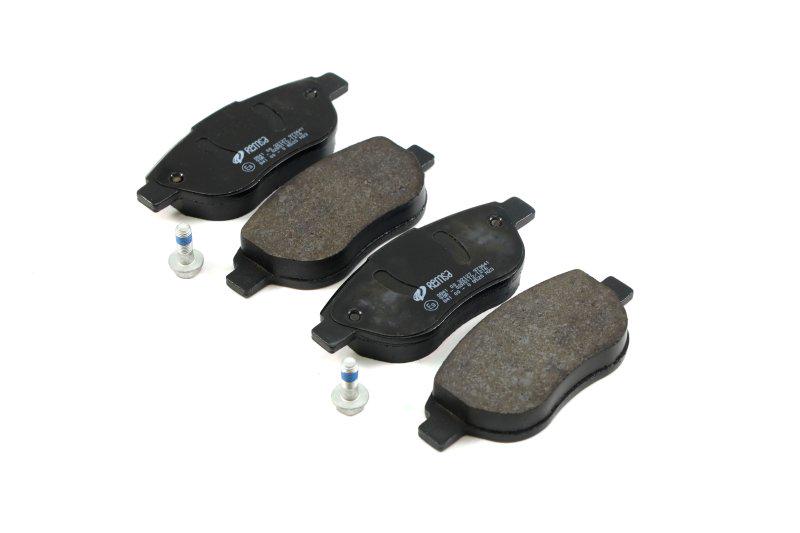 Тормозные колодки дисковые REMSA для Citroen C3C4/Peugeot 207307 передние (0841.00) Тормозные колодки дисковые REMSA для Citroen C3C4/Peugeot 207307 передние (0841.00)
