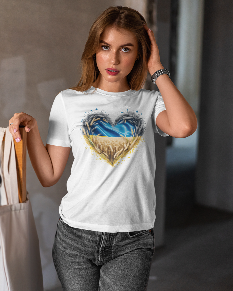 Футболка женская Mishe 21100005 патриотическая с сердцем 3XL Белый (21100005_27) - фото 3 Футболка женская Mishe 21100005 патриотическая с сердцем 3XL Белый (21100005_27) - фото 3