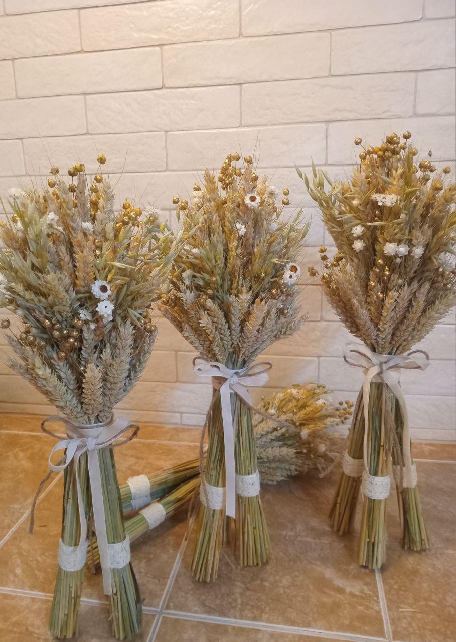 Дидух рождественский из колосья пшеницы/льна и овса на трех ножках 40-45 см с белой лентой (2814661741) - фото 2 Дидух рождественский из колосья пшеницы/льна и овса на трех ножках 40-45 см с белой лентой (2814661741) - фото 2