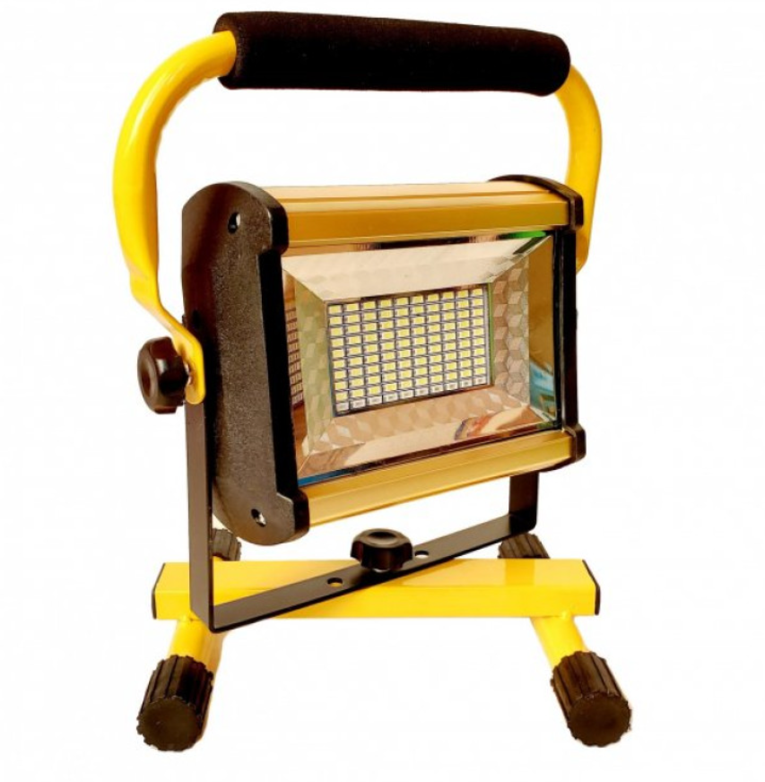 Прожектор-ліхтар UKC Flood Light 18650 LED 4 режими кріплення/5 акумуляторів 100 Вт Жовтий (22981456) - фото 7 Прожектор-ліхтар UKC Flood Light 18650 LED 4 режими кріплення/5 акумуляторів 100 Вт Жовтий (22981456) - фото 7