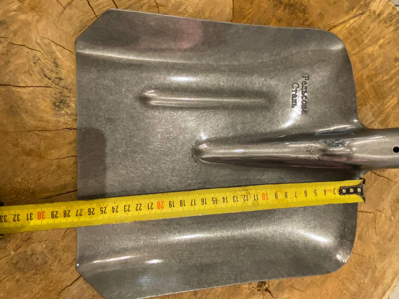 Лопата Совкова з рейкової сталі з укороченим черенком та пластиковим тримачем - фото 6 Лопата Совкова з рейкової сталі з укороченим черенком та пластиковим тримачем - фото 6