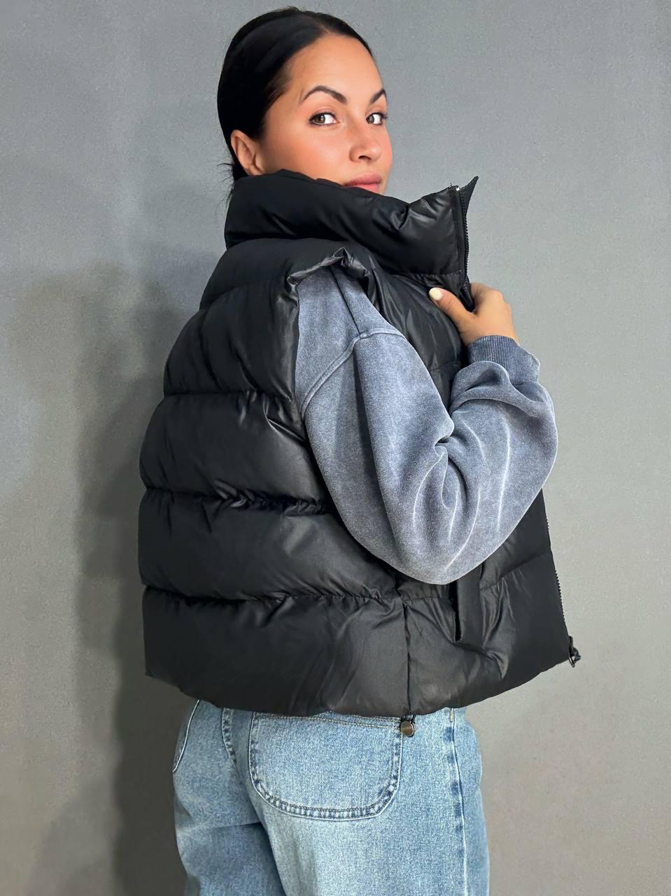 Жилетка жіноча A-N 10013 дута без капюшона р. 44 Чорний - фото 7 Жилетка жіноча A-N 10013 дута без капюшона р. 44 Чорний - фото 7