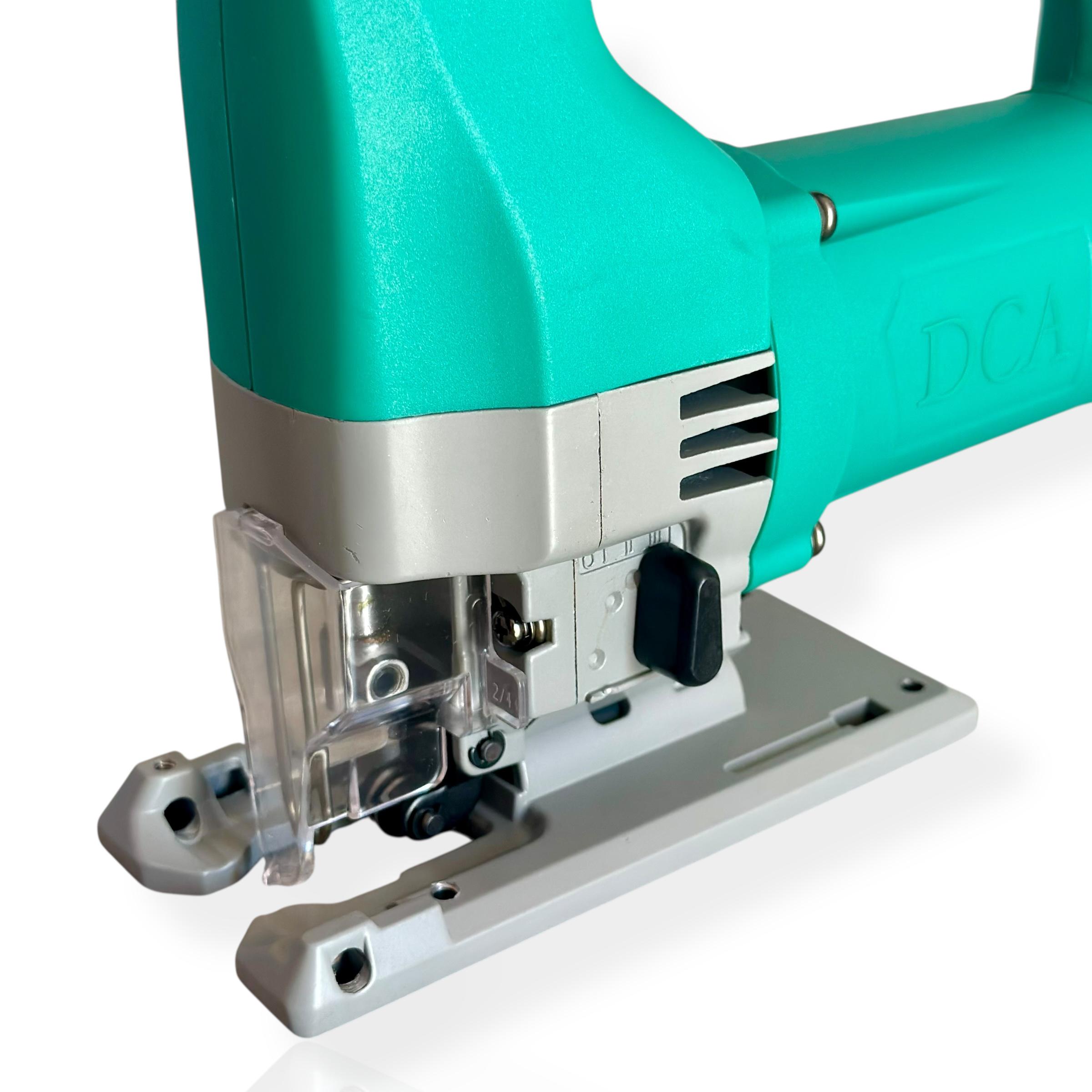 Электролобзик DCA 600 Вт с маятниковым ходом (AMQ65K) - фото 4 Электролобзик DCA 600 Вт с маятниковым ходом (AMQ65K) - фото 4