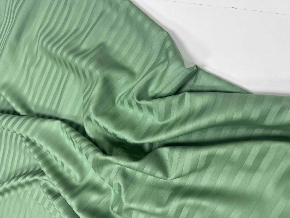 Комплект постельного белья на резинке Stripe LUX 1/1 см семейный/наволочки 50х70/70х70 см Green Grass (4055) - фото 2 Комплект постельного белья на резинке Stripe LUX 1/1 см семейный/наволочки 50х70/70х70 см Green Grass (4055) - фото 2