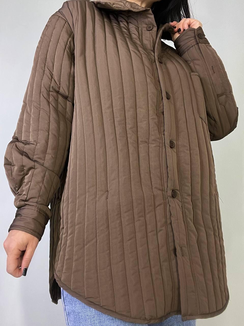 Куртка женская LADY YEP 9089 рубашка удлиненная стеганая демисезонная OS Коричневый (3722) - фото 9 Куртка женская LADY YEP 9089 рубашка удлиненная стеганая демисезонная OS Коричневый (3722) - фото 9