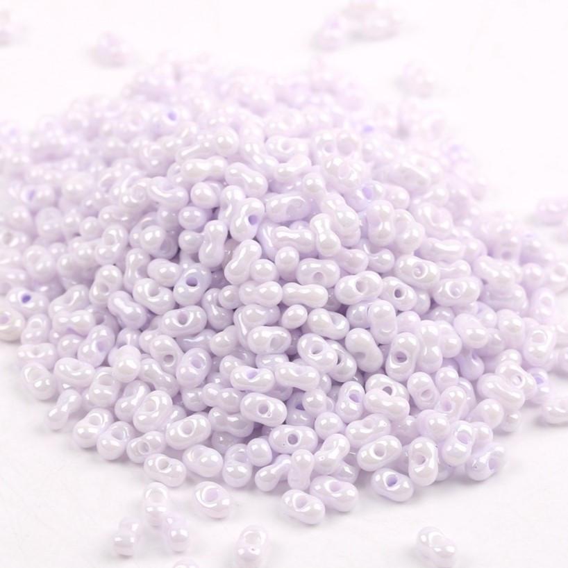 Бисер стеклянный в форме арахиса FARFALLE 6х4х3,2 мм 10 г Лиловый опал блестящий (БР0604а46)