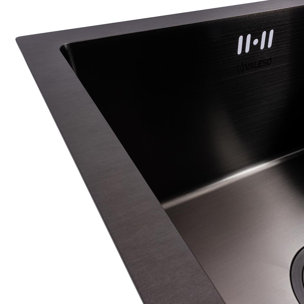 Кухонна мийка Valeso Handmade PVD СМ монтаж під стільницю 44х44 см Чорний - фото 10