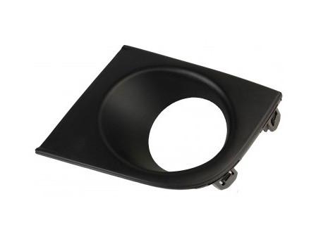 Решетка бампера AVTM Nissan Tiida 05-12 левая Middle Eastс отверстиями для противотуманок (5014 911)