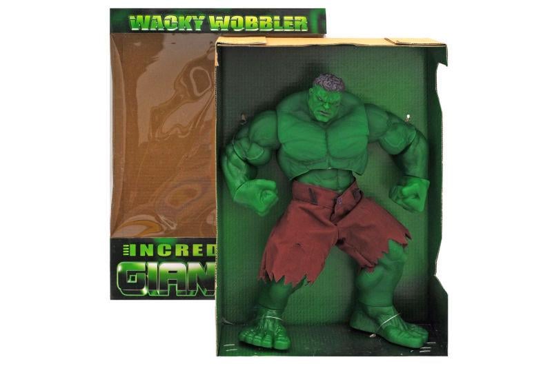 Игровая фигурка YG Toys супергерой Халк 23.5x10x33 см Зеленый 20355-6