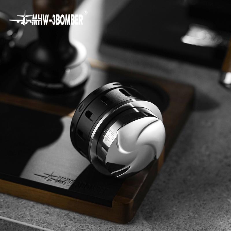 Выравниватель кофе адаптивный MHW-3BOMBER Adaptive Falcone Gravity 58,35 мм (T6097) - фото 8 Выравниватель кофе адаптивный MHW-3BOMBER Adaptive Falcone Gravity 58,35 мм (T6097) - фото 8