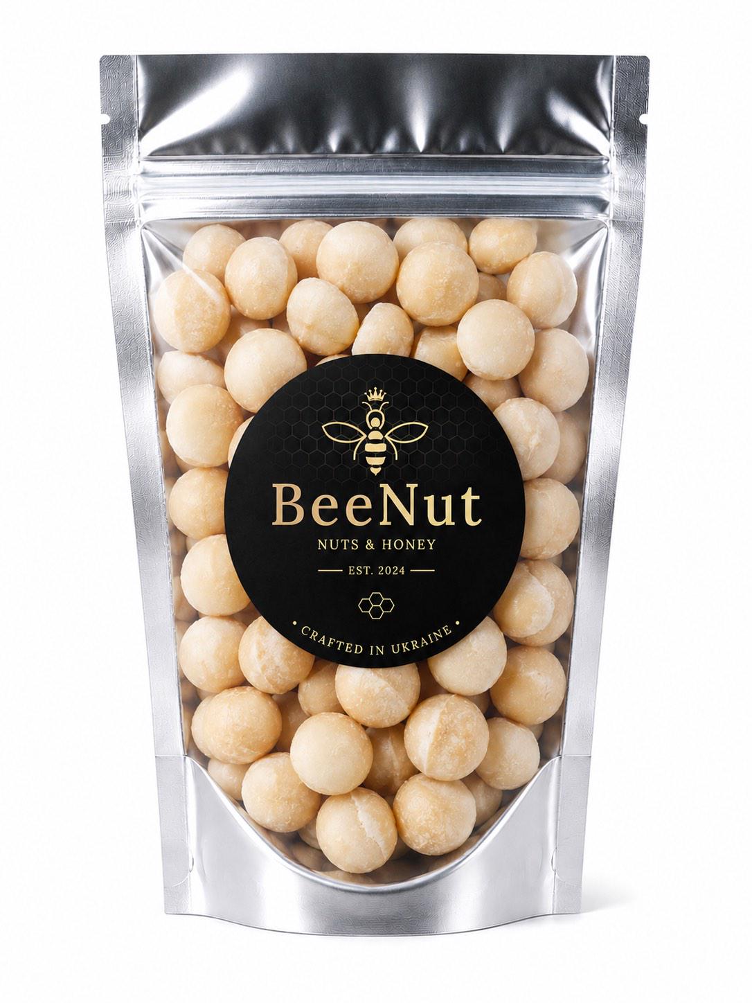Горіх макадамія очищений BeeNut 250 г
