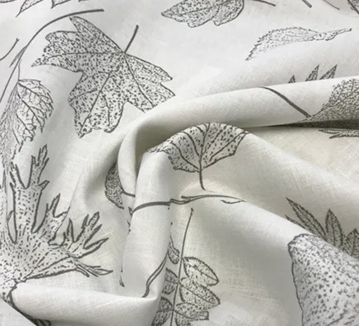 Ткань Linen Plus 100% лен с листьями 220 см 376/1 Молочный