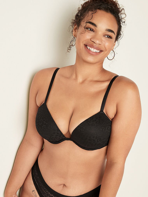 Бюстгальтер з супер пуш ап Victoria's Secret Wear Everywhere Super Push-Up Bra 80В Чорний (19362646)