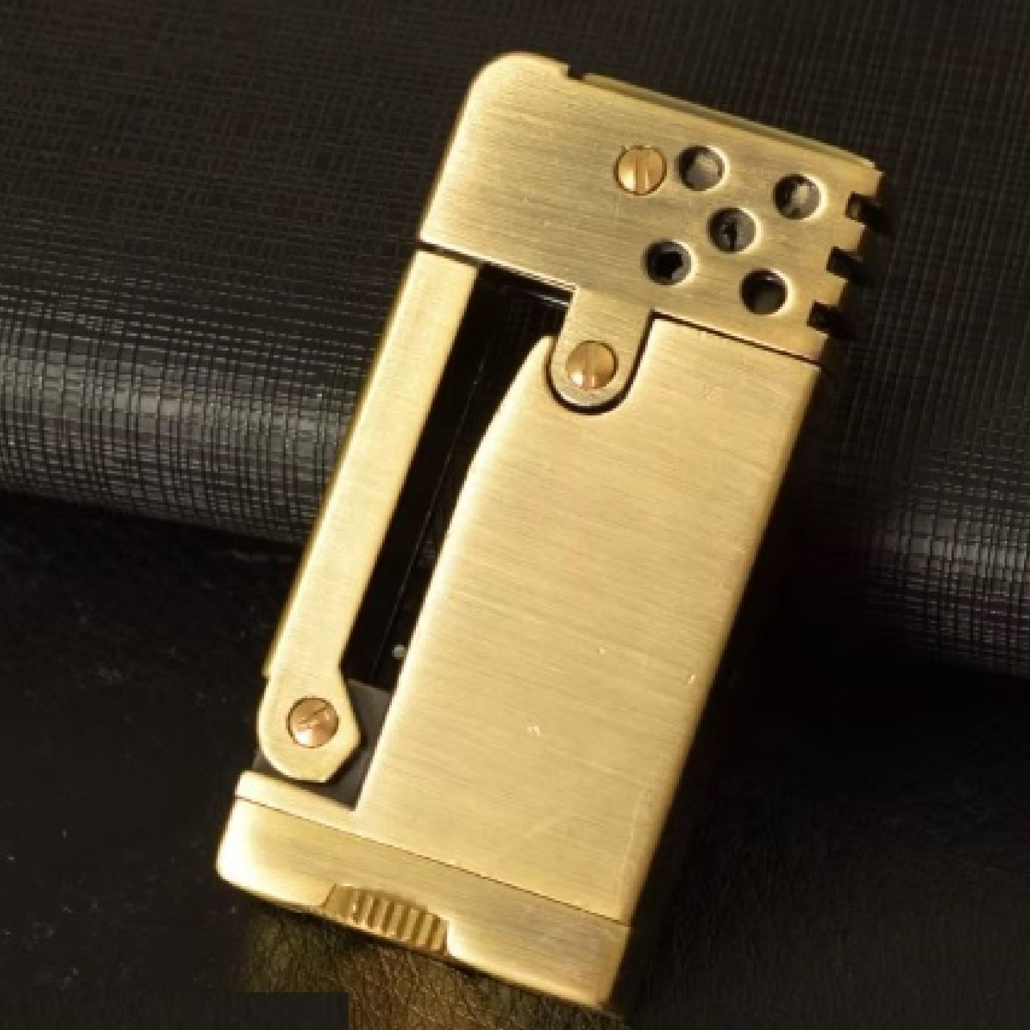 Зажигалка бензиновая Lighter HY696 в подарочной упаковке Gold (HY696 Gold)