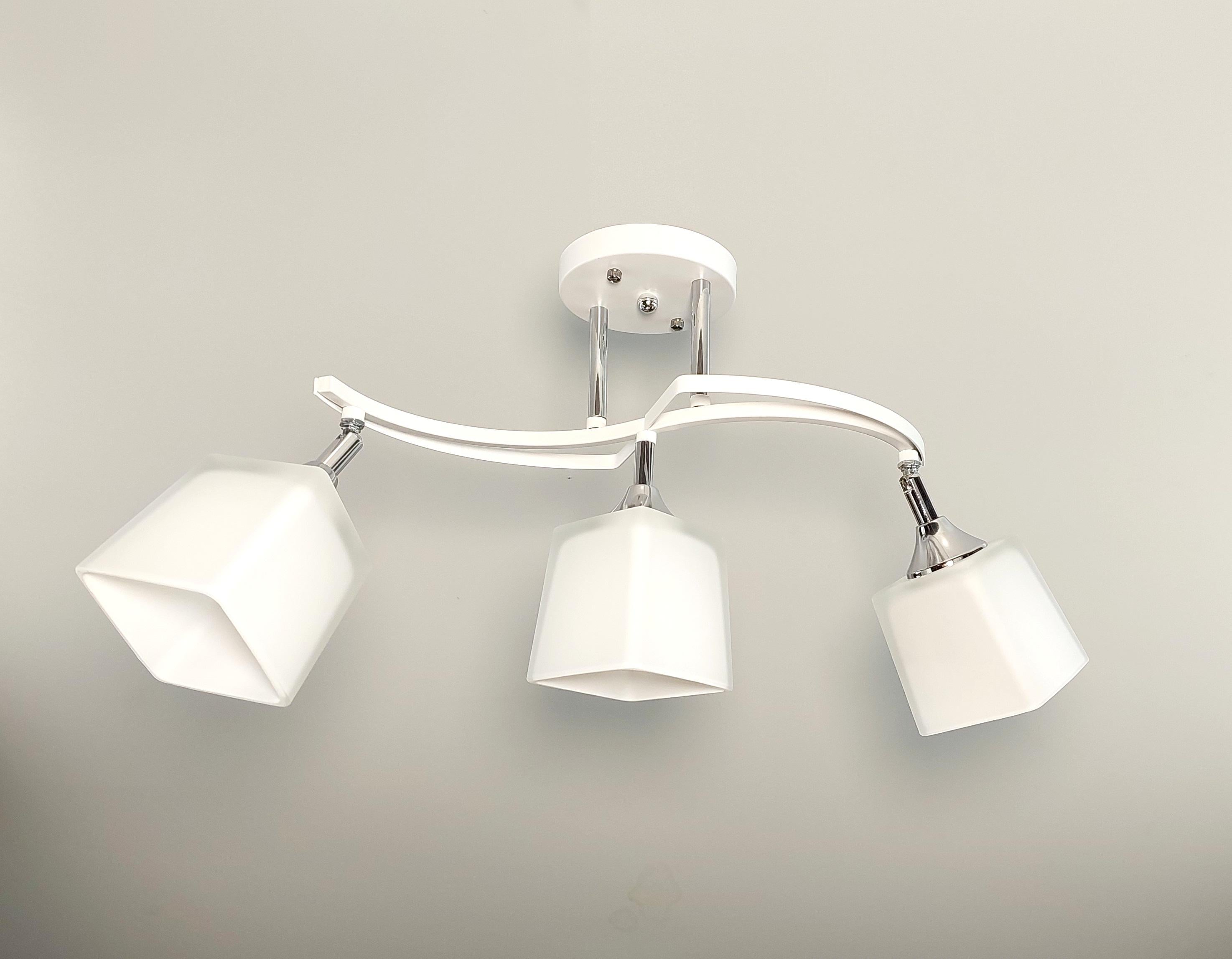 Люстра потолочная на 3 поворотных плафона Белый (4483/3)