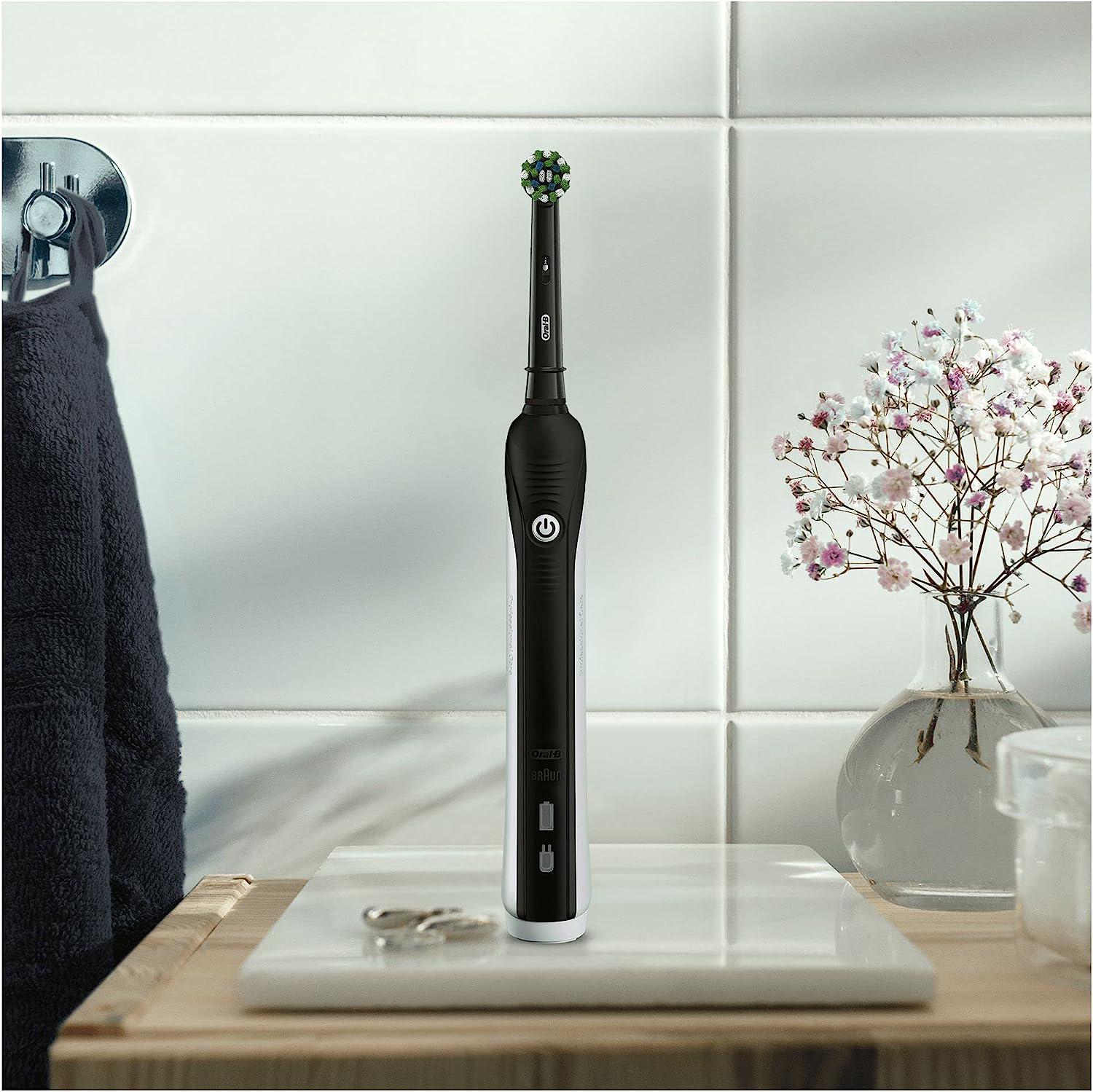 Електрична зубна щітка Oral-B Pro 1 750 Cross Action + футляр Black Edition (8775756) - фото 3