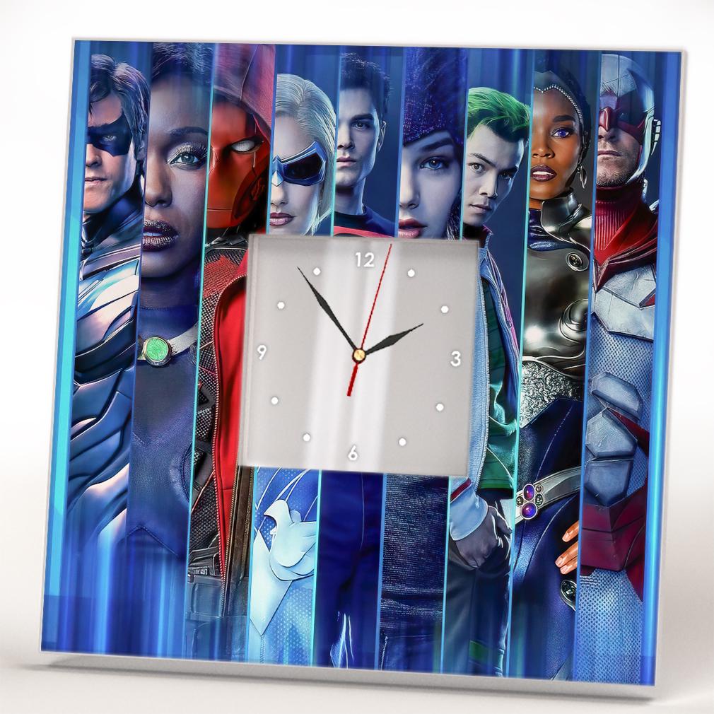 Часы Герои сериала "Титаны" DC Comics 260x260 мм (C04353)