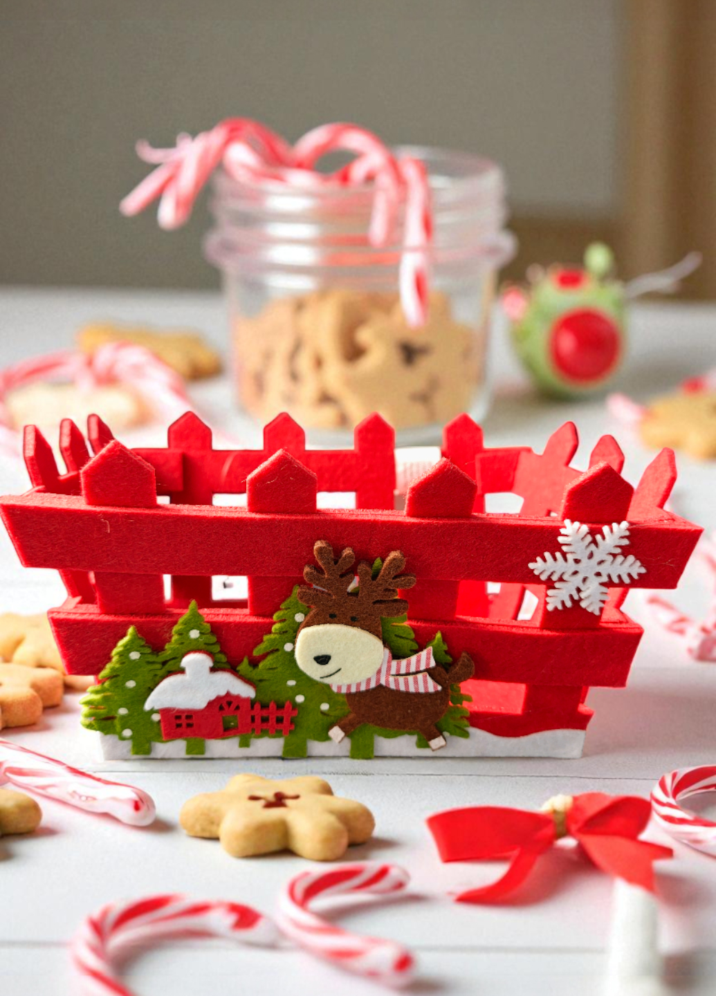 Новогодняя декоративная корзина Linarno Home из фетра 18,5x12,5 см Красная (7903) - фото 2 Новогодняя декоративная корзина Linarno Home из фетра 18,5x12,5 см Красная (7903) - фото 2